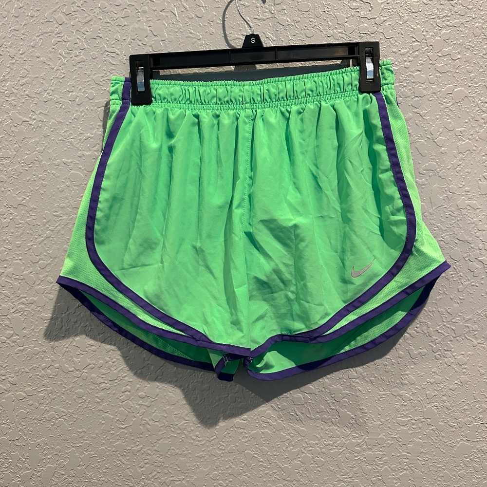 Nike Dri Fits Shorts - Size M
